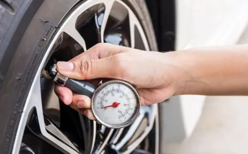 Mẹo tiết kiệm nhiên liệu cho ô tô chạy xăng