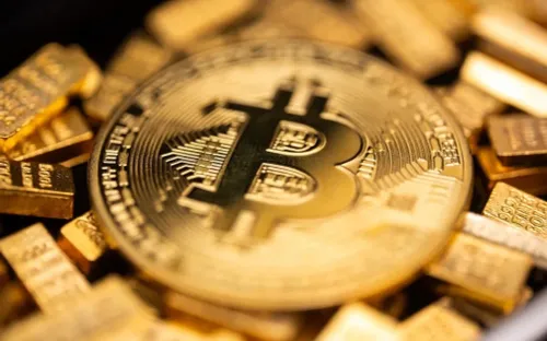 Bitcoin bật tăng trở lại trên mốc 70.000 USD