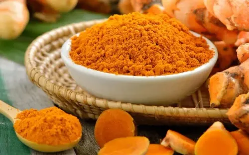 Nghệ – “thảo dược vàng” giúp nuôi dưỡng tóc khỏe từ gốc