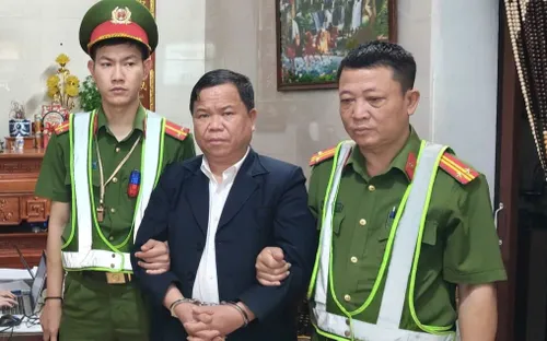 Bắt khẩn cấp người đàn ông giả danh luật sư lừa 31 triệu đồng