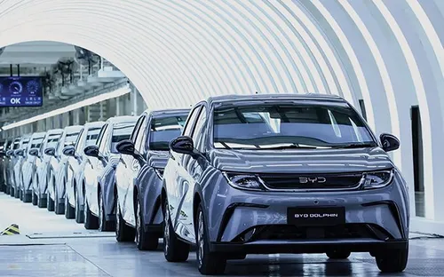 Xe điện giá rẻ đang thay đổi thị trường ô tô toàn cầu ra sao?