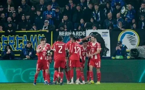 Hai cầu thủ Bayern Munich đối mặt nguy cơ bị UEFA điều tra vì nghi cố tình nhận thẻ vàng