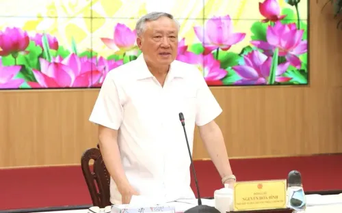 Phó Thủ tướng Nguyễn Hòa Bình làm việc với An Giang về tháo gỡ vướng mắc cho các dự án tồn đọng