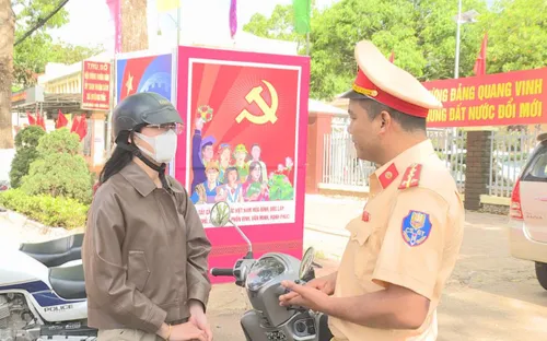 Cảnh sát giao thông Đắk Lắk tăng cường tuần tra, bảo đảm an toàn giao thông phục vụ bầu cử