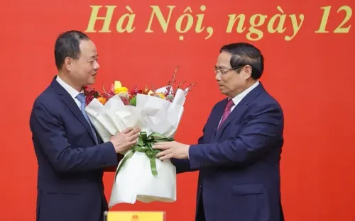 Thủ tướng Phạm Minh Chính trao quyết định bổ nhiệm Trần Hồng Thái