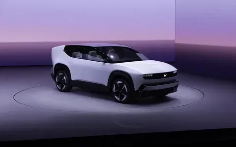 Honda hủy kế hoạch ba mẫu xe điện tại Bắc Mỹ, chuyển trọng tâm sang hybrid