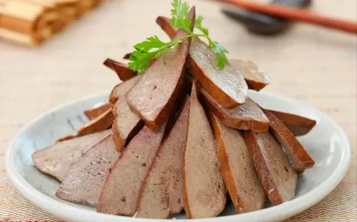 Gan lợn bổ dưỡng nhưng không nên ăn thường xuyên