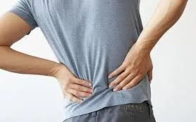 Đau nhức cơ thể kéo dài có thể liên quan đến viêm mức độ thấp