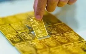 Giá vàng miếng giảm 2,2 triệu đồng mỗi lượng, xuống còn 182,6 triệu đồng