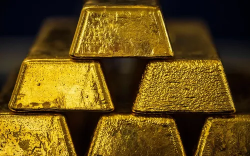 Giá vàng giảm tuần thứ hai liên tiếp, áp lực từ đồng USD mạnh lên