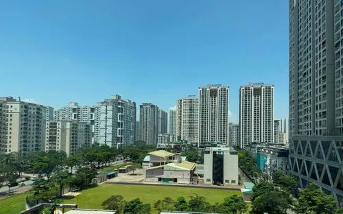 Lãi suất tăng nhưng giá nhà vẫn neo cao, thị trường bất động sản phân hóa rõ nét