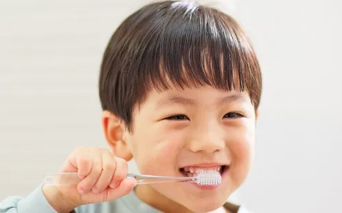 Bỏ qua đánh răng buổi tối: Thói quen nhỏ tiềm ẩn nhiều rủi ro cho sức khỏe