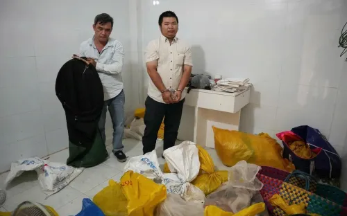 Khởi tố băng nhóm trộm hàng chục chó, mèo ở TP.HCM