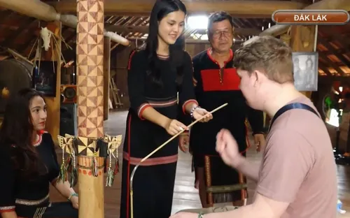 Buôn Akŏ Dhông trong cảm nhận của du khách quốc tế