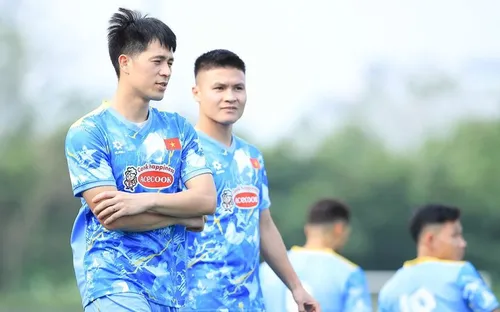 Đình Trọng trở lại đội tuyển Việt Nam sau gần 4 năm, chuẩn bị giao hữu với Bangladesh