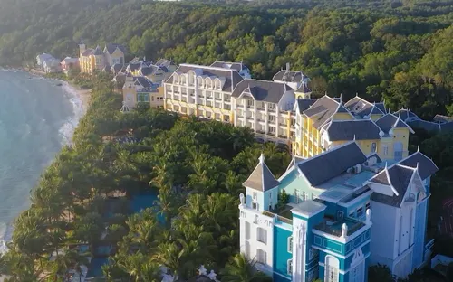 "Kết nối VTV8" - Kết nối tin tức văn hóa, di sản, lịch sử, du lịch.