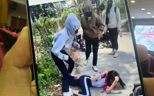 Xác minh vụ nhóm học sinh đánh hội đồng, quay clip đăng mạng tại Biên Hòa