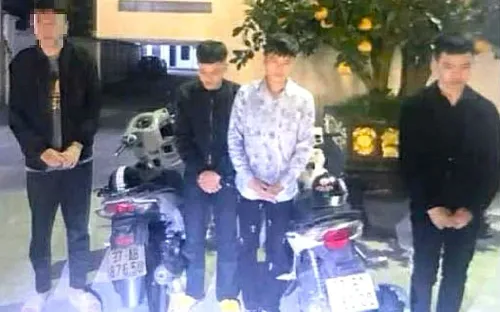 Ba thanh niên giả danh "tổ 373" chặn xe thu tiền bị bắt quả tang