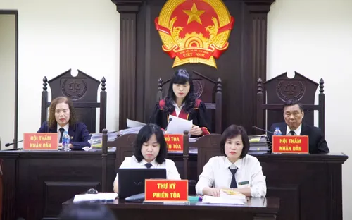 Cựu hiệu trưởng THCS Ba Đình bị tuyên 36 tháng tù vì thu tiền dạy thêm vượt quy định