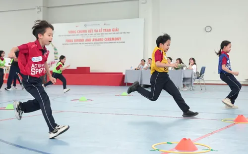 Trẻ em Việt Nam thiếu vận động: Cảnh báo từ thực tế và giải pháp từ giáo dục thể chất