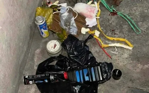 Cặp đôi ném chất bẩn vào nhà người yêu cũ 7 lần, bị xử lý hình sự