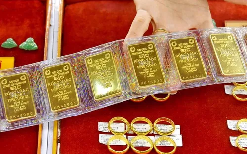 Vì sao giá vàng trong nước cao hơn thế giới tới 30 triệu đồng/lượng?