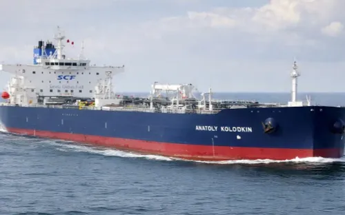 Tàu dầu Nga cập cảng Cuba, "giải cứu" khủng hoảng năng lượng giữa lúc Mỹ nới lỏng phong tỏa