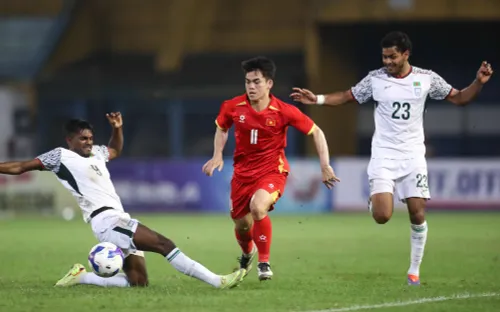 Tuyển Việt Nam thắng Malaysia 3-1, toàn thắng vòng loại Asian Cup 2027