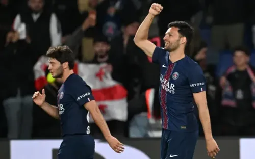 Dembele lập cú đúp, PSG giữ vững ngôi đầu Ligue 1