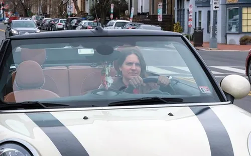 Phụ nữ đối mặt rủi ro cao hơn khi tai nạn ô tô vì tiêu chuẩn an toàn “thiên lệch”