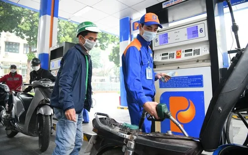 Đề xuất tiếp tục áp thuế nhập khẩu xăng dầu 0%: Giải pháp ổn định thị trường và hỗ trợ doanh nghiệp