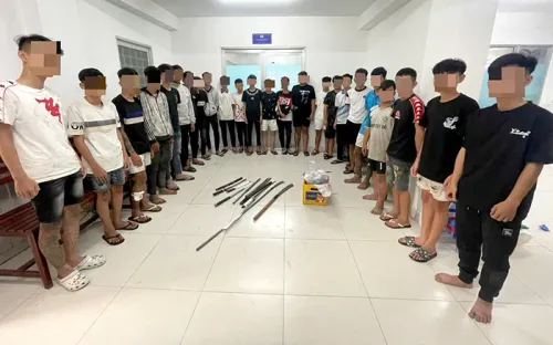 Cần Thơ: Xử lý nhóm 23 thanh thiếu niên dùng hung khí đánh nhau từ mâu thuẫn trên mạng