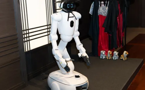 LG trình diễn robot quản gia hình người LG CLOiD tích hợp AI tại Innofest 2026