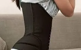 Đeo nịt bụng không giúp giảm cân, chỉ tạo hiệu ứng tạm thời