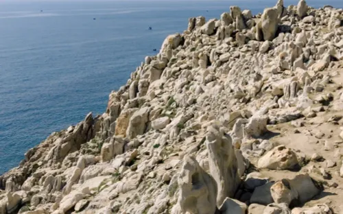 Công viên đá Ninh Thuận: Điểm đến hoang sơ hút du khách yêu thiên nhiên