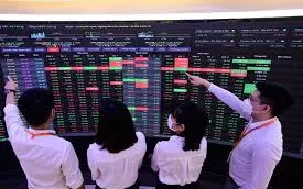 Chứng khoán Việt trước bước ngoặt lớn