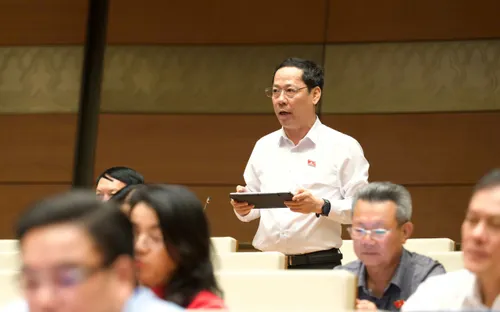 Đại biểu Quốc hội đề xuất mở rộng ủy quyền hộ tịch, tích hợp dịch vụ công vào VNeID