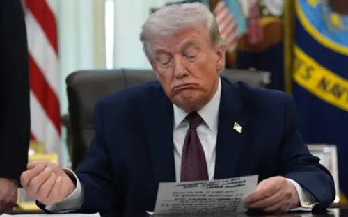 Tòa Thương mại Quốc tế Mỹ xem xét tính hợp pháp thuế nhập khẩu của ông Donald Trump