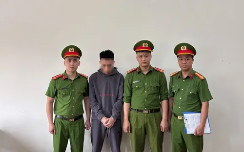 Khởi tố đối tượng dùng dao gây thương tích, tạm giam 4 tháng tại Lào Cai