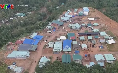 Đà Nẵng khẩn cấp di dời, tái định cư làng sạt lở