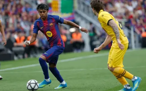 Barcelona thắng đậm Espanyol, nới rộng khoảng cách với Real Madrid