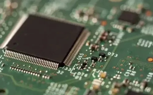 Đột phá sản xuất chip 2D: Nhanh gấp 1.000 lần, mở hướng vượt “giới hạn Moore”