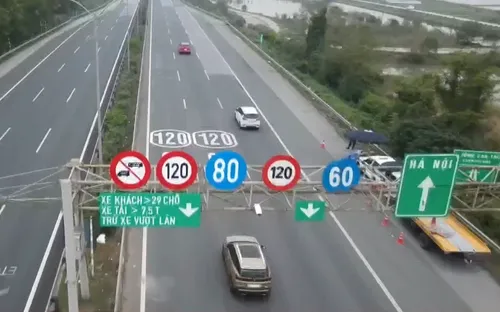 Nâng cao ý thức khi lái xe trên cao tốc