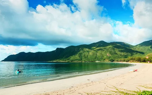 Côn Đảo trước bước ngoặt phát triển: Hướng tới “thiên đường du lịch sinh thái – tâm linh”