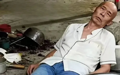 Ông chủ quán ăn “van nài” khách đừng PR: Nổi tiếng bất đắc dĩ giữa thời mạng xã hội