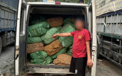 Cao Bằng thu giữ hơn 5 tấn nguyên liệu thuốc lá không rõ nguồn gốc