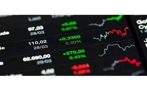 Giá xăng dầu hôm nay (14-4): Giá dầu thế giới tăng trở lại