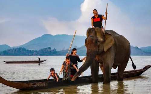 Đắk Lắk: Hội tụ “biển - rừng”, bứt phá thành điểm đến du lịch đa trải nghiệm
