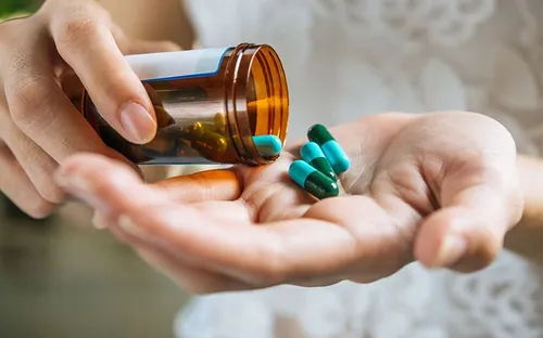 Kháng sinh có nguy cơ trở thành “thuốc vô dụng” nếu bị lạm dụng