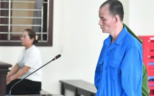 Lừa mở két sắt, đánh nữ quản lý cây xăng để cướp tiền, người đàn ông lĩnh 19 năm tù